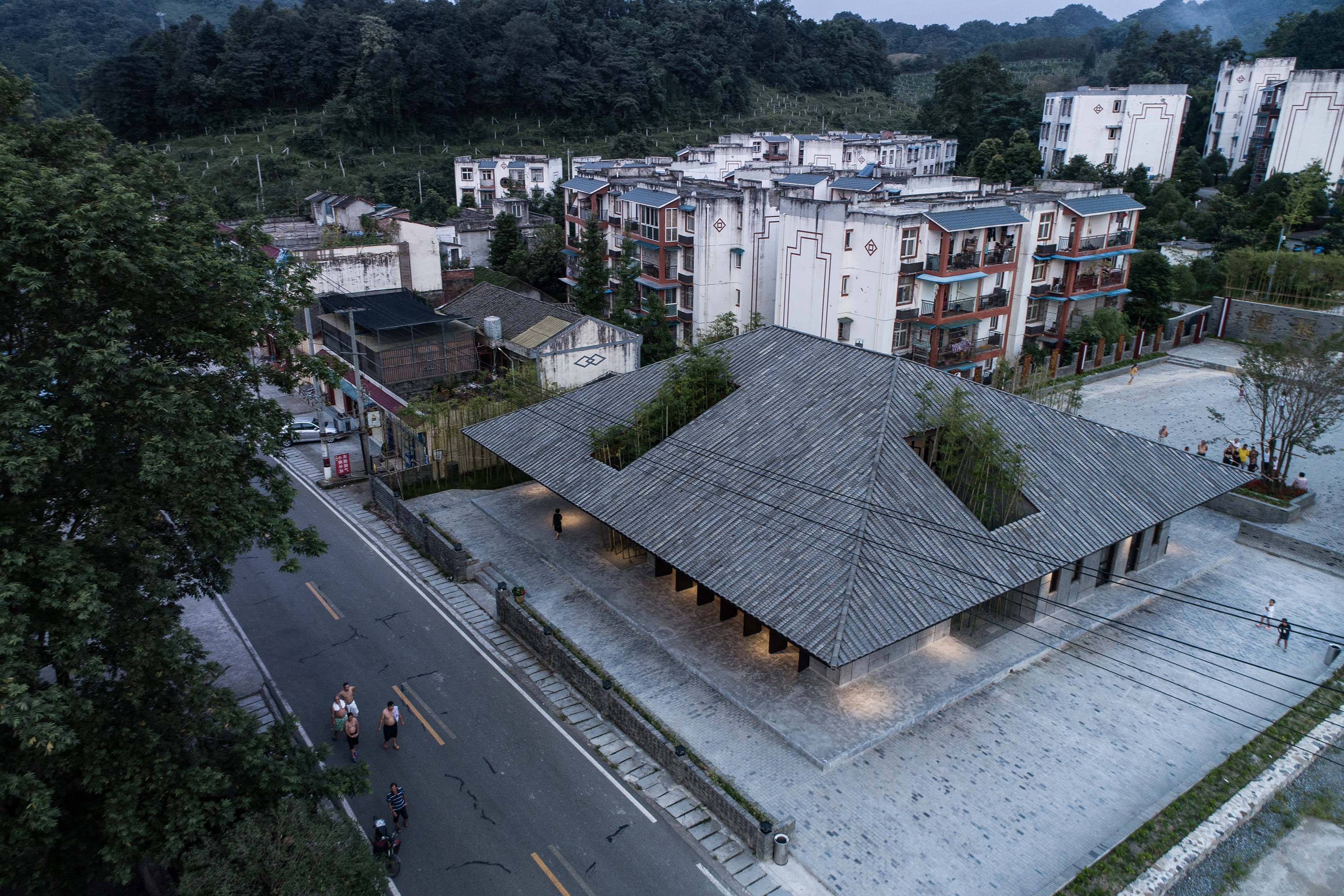 Chengdu community village