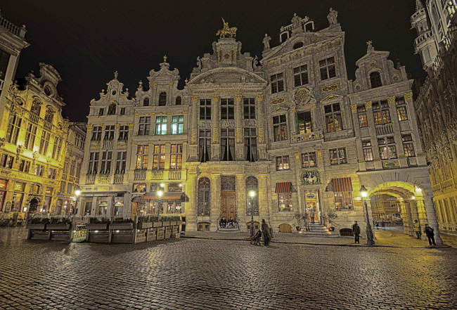 Brussels floral carpetBrussels CinquantenairePalace Square BrusselsKoniglicherpalast